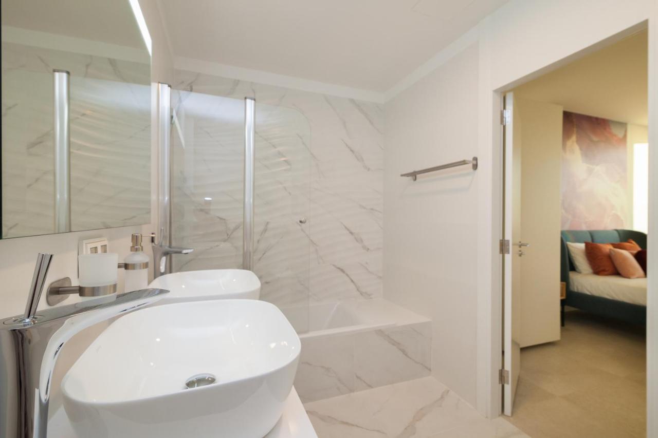 200M² New Villa B With Private, Heated Pool And Amazing Ocean View. Costa Adeje  Eksteriør billede